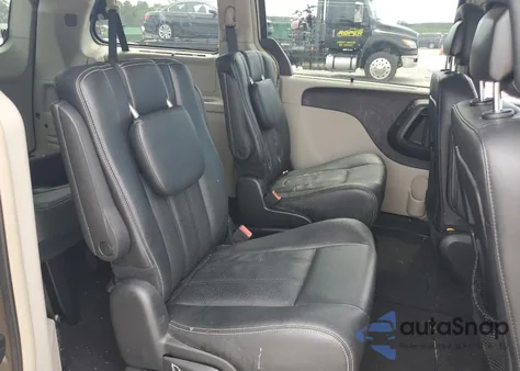 2016 Chrysler Town & Country Touring L z USA, uszkodzony, nr VIN 2C4RC1CG2GR190431